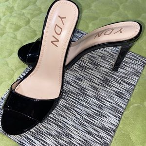 YDN black mule shoes